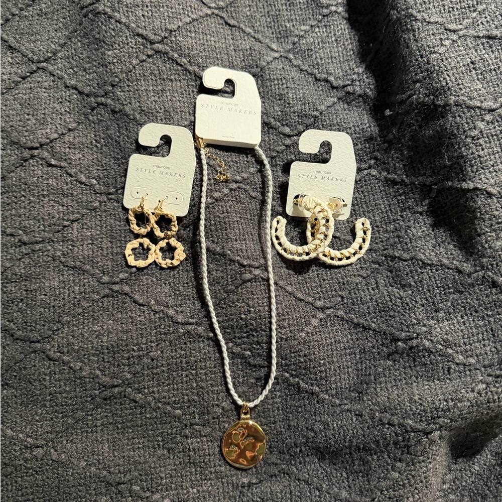 ❣️❄️Maurices Gold and Silver Jewelry Set